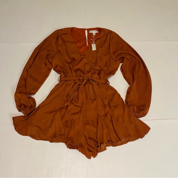 She + Sky Pants - NWT! She + Sky shorts romper size medium